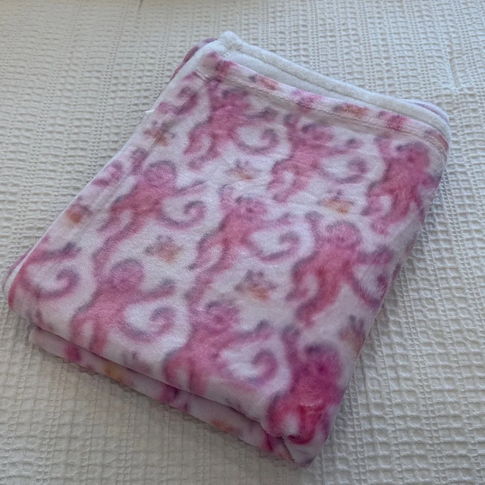 Roller Rabbit Pink Monkeys Blanket! - Picture 1 of 7